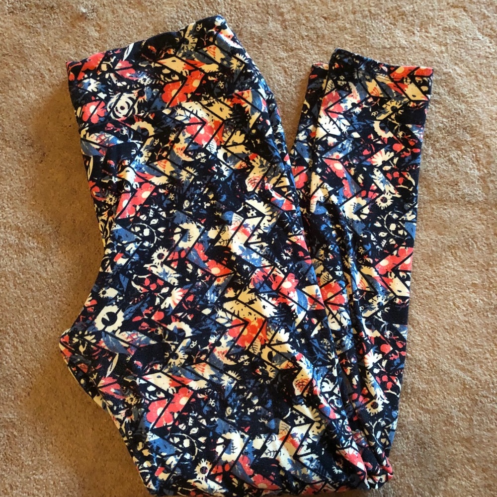 Lularoe legging women’s tall and curvy